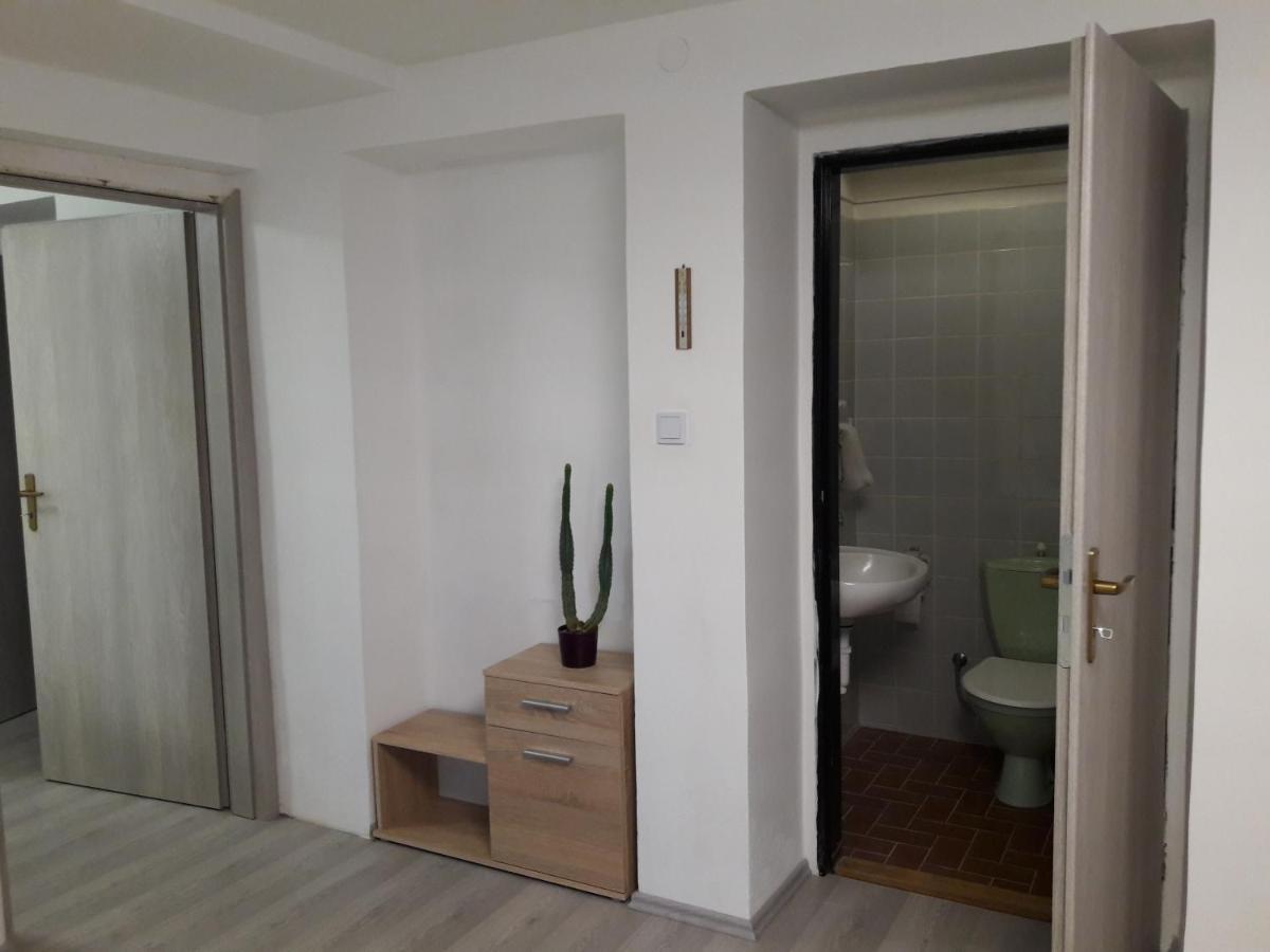Apartman V Podbabe Praag Buitenkant foto